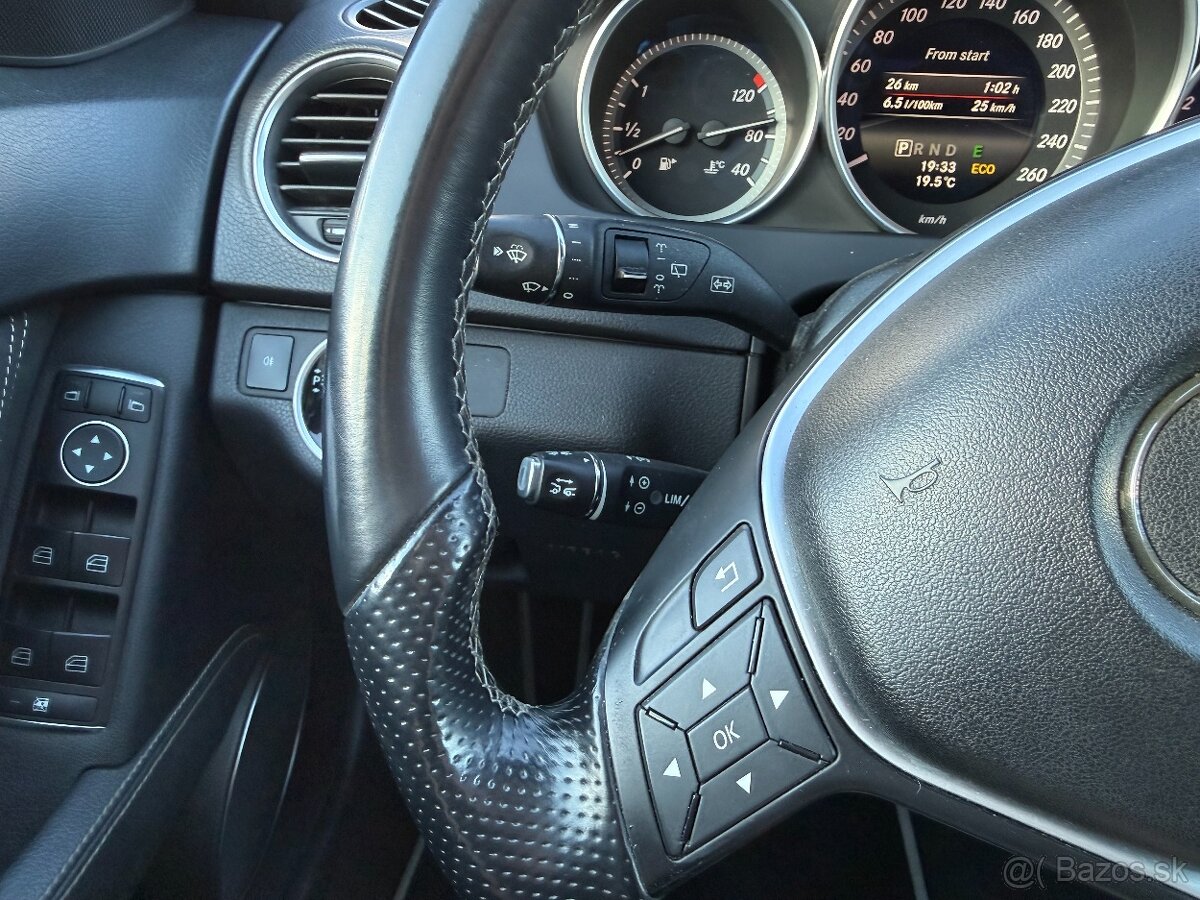 Mercedes-Benz C 220 - 12