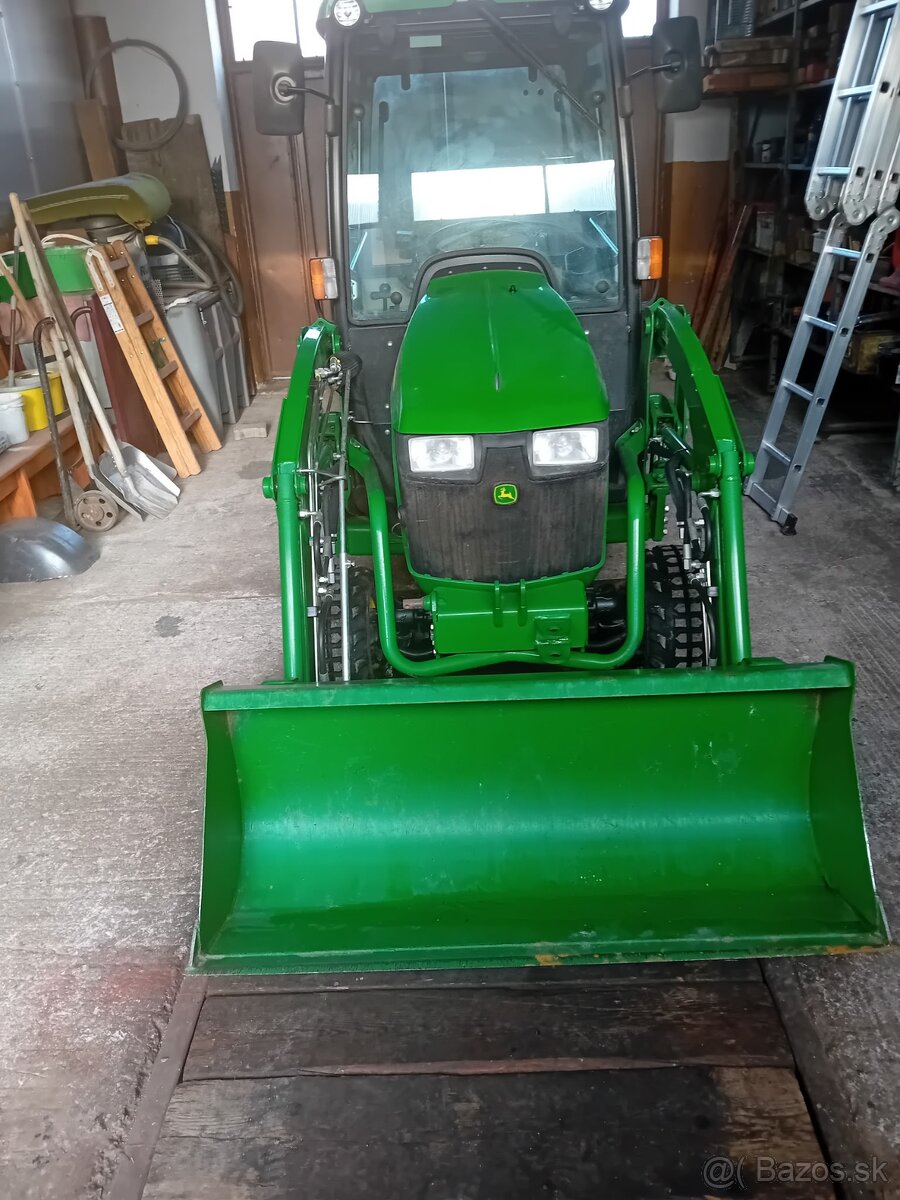 Traktor john deere 1026 - 12
