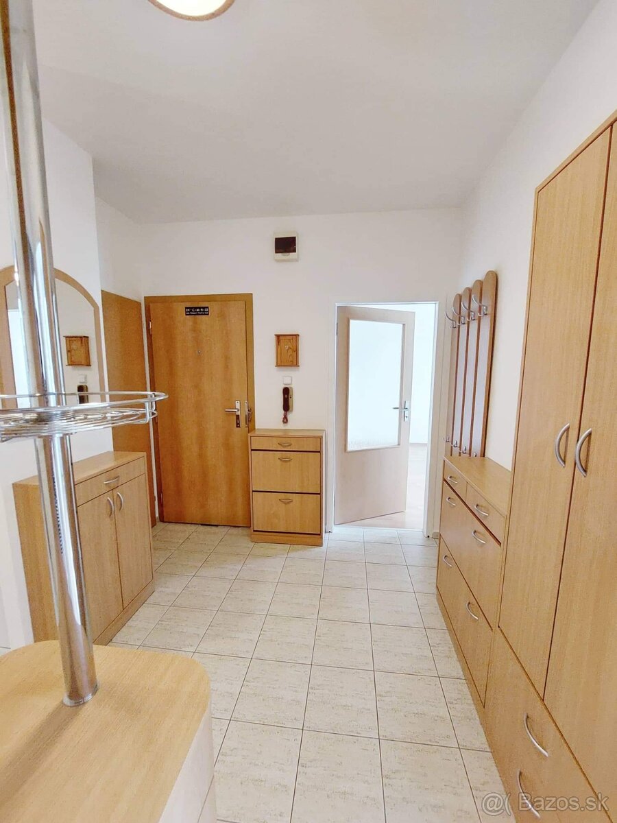 Prenájom 3-izbového bytu v Kežmarku – voľný od januára 2026 - 12