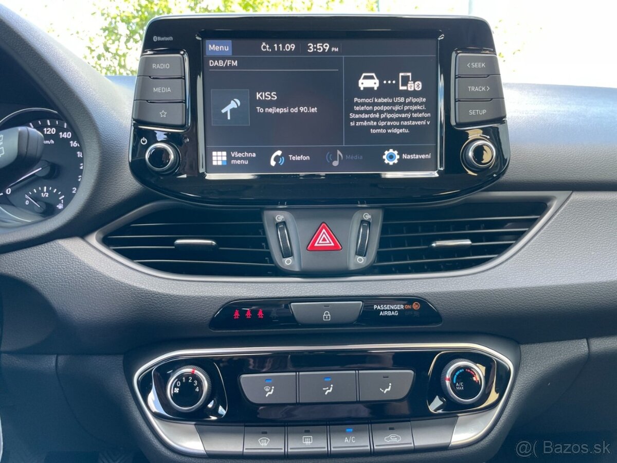 Hyundai i30 Com.1.0T-GDi Comfort ČR+1.maj - 12