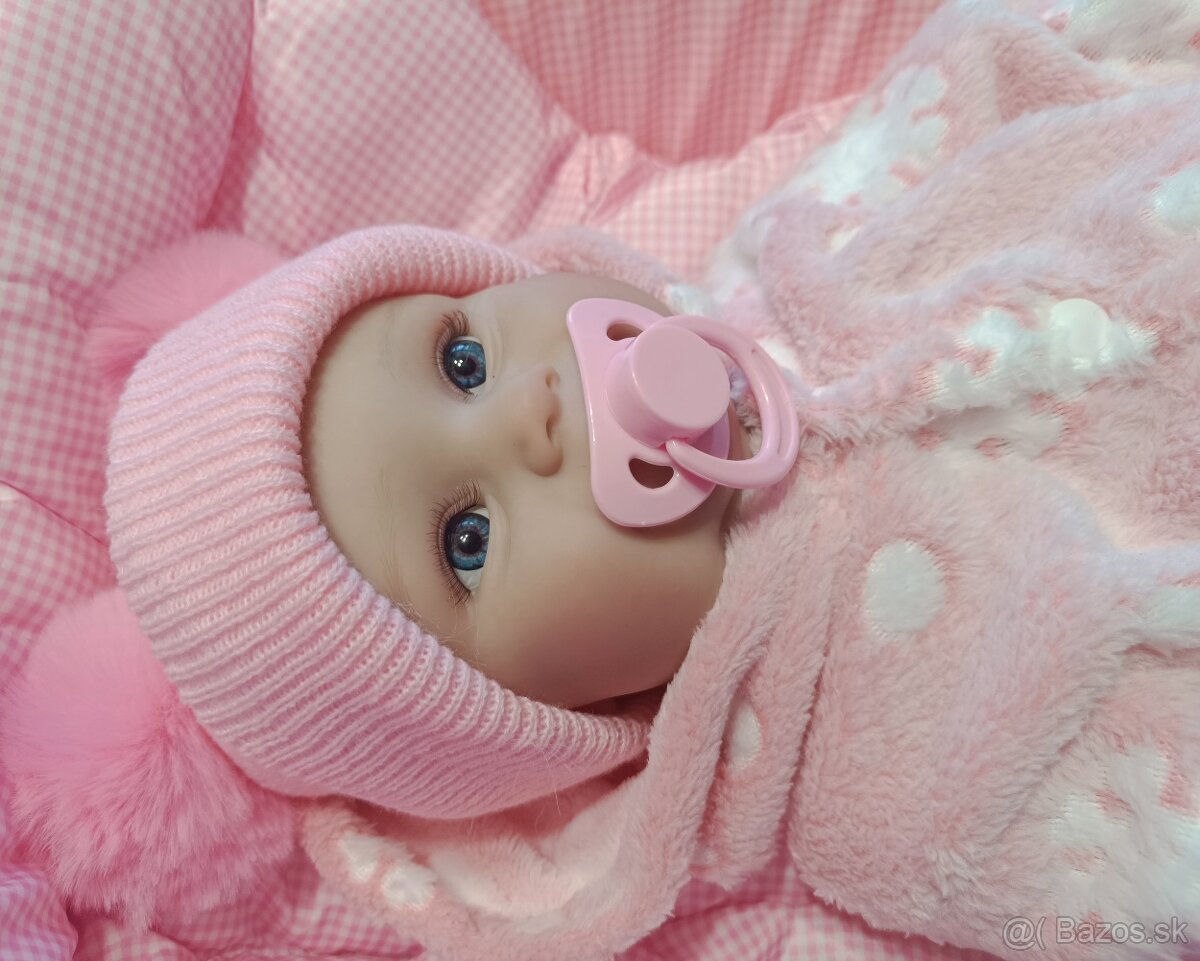 Realistická bábika Julinka - 12