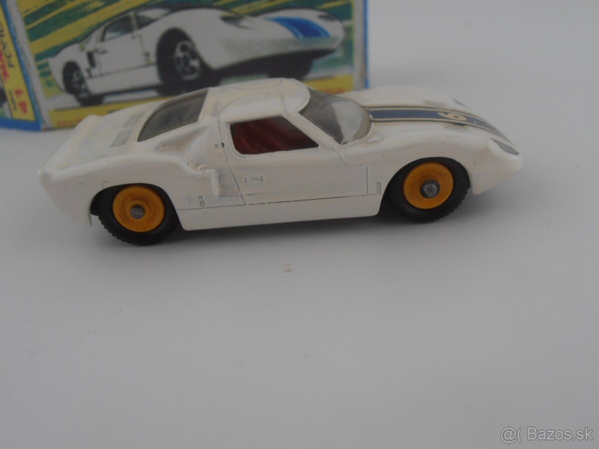 Ford GT, Maserati 4 CLT - 12