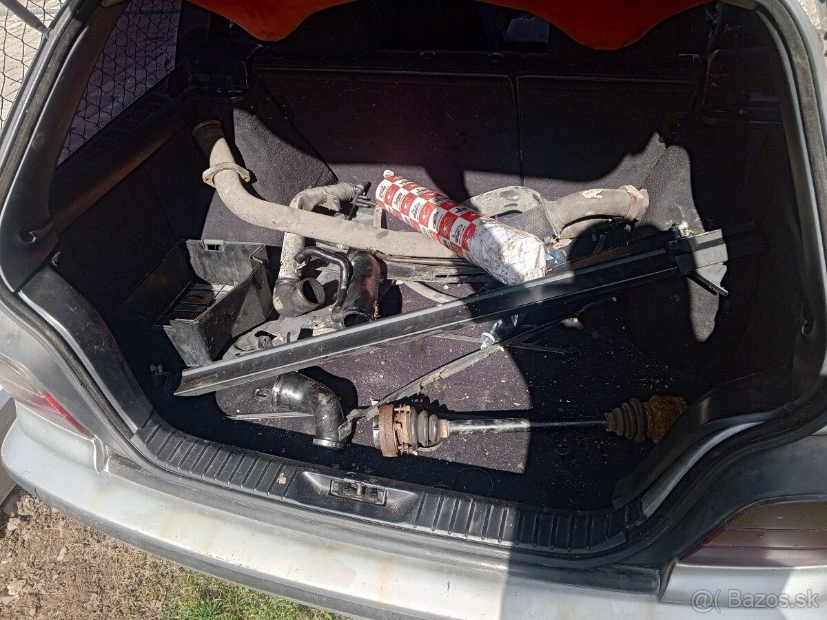 Rozpredám BMW e36 Touring 2,5tds - 12