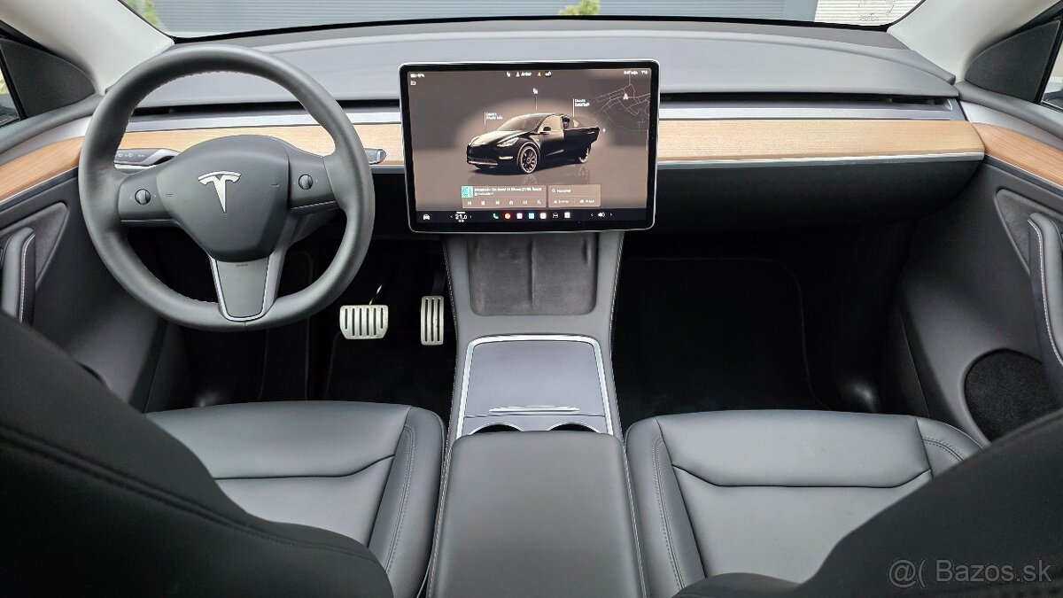 Tesla Model Y PERFORMANCE Long Range Dual Motor 535PS - 12