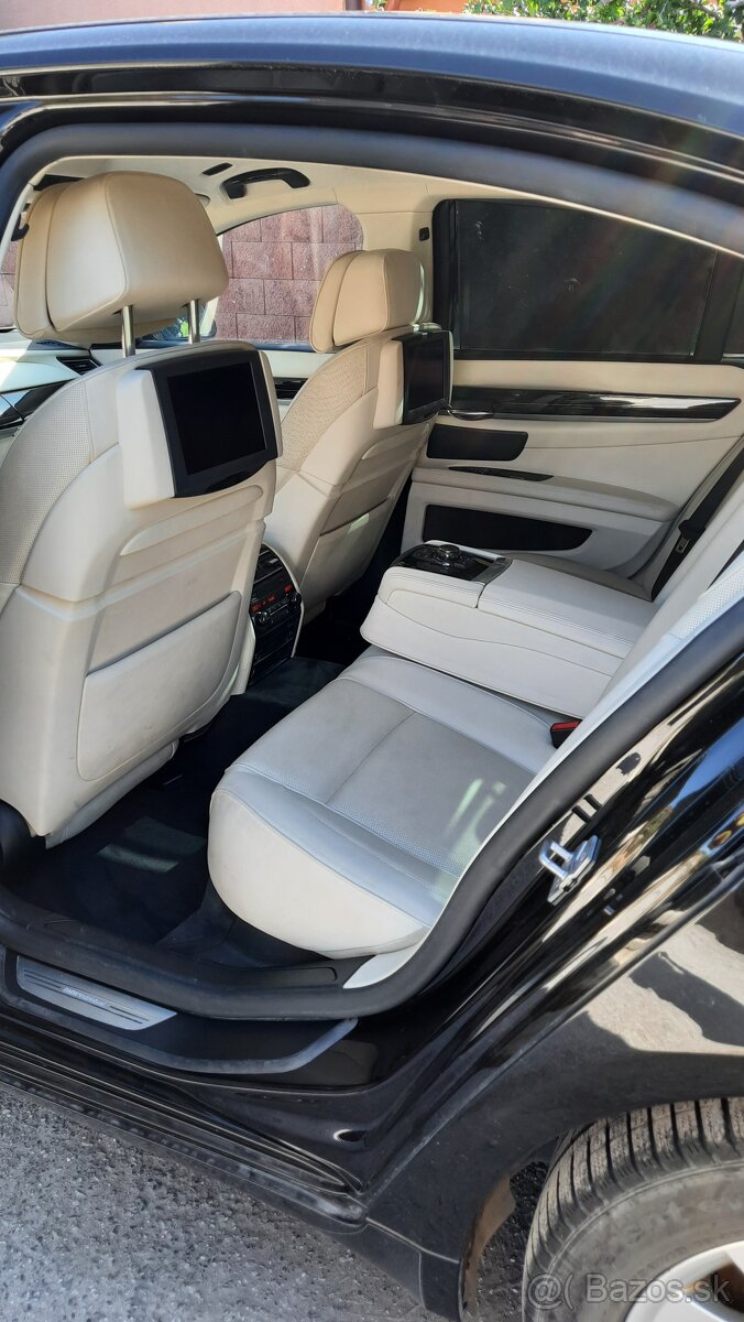 Predám BMW Rad 7 740d xDrive - 12