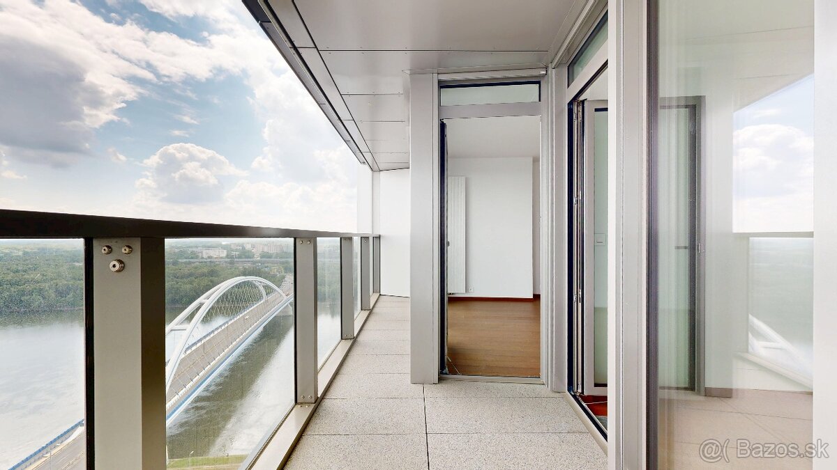 2i byt - Eurovea Tower - 12