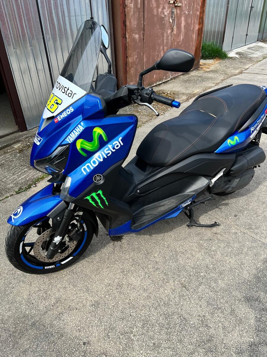 YAMAHA X MAX 125 VR46 LIMITKA - 12