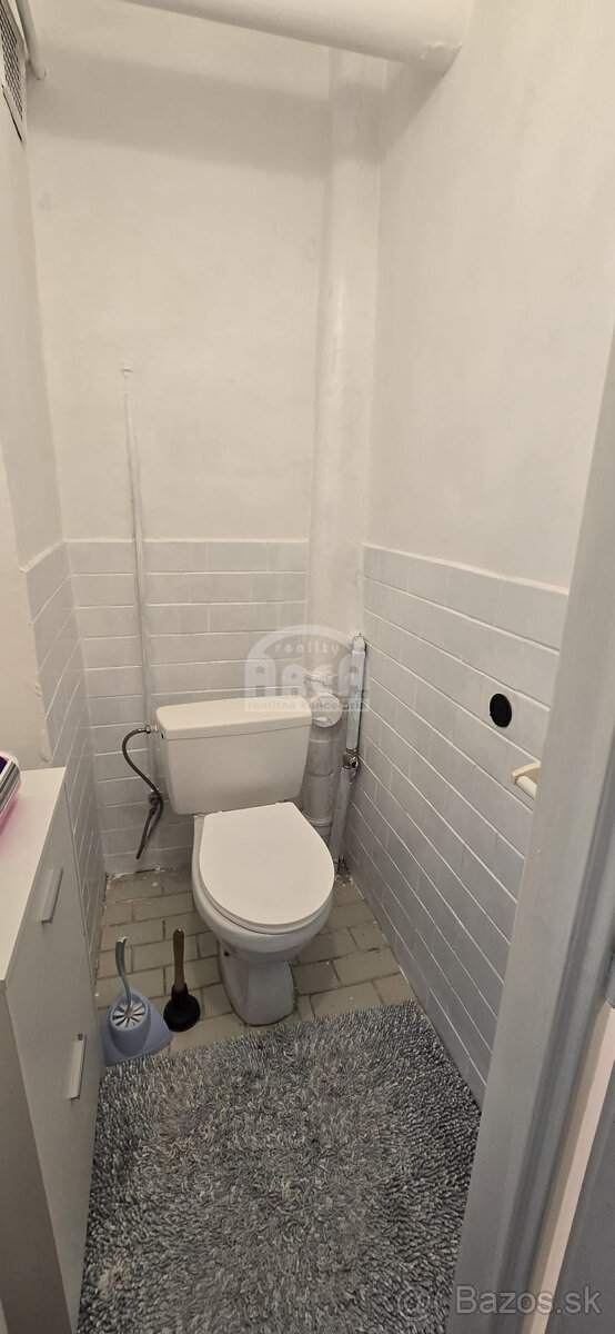 4- izbový byt so záhradkou v TOP lokalite mesta Michalovce - 12