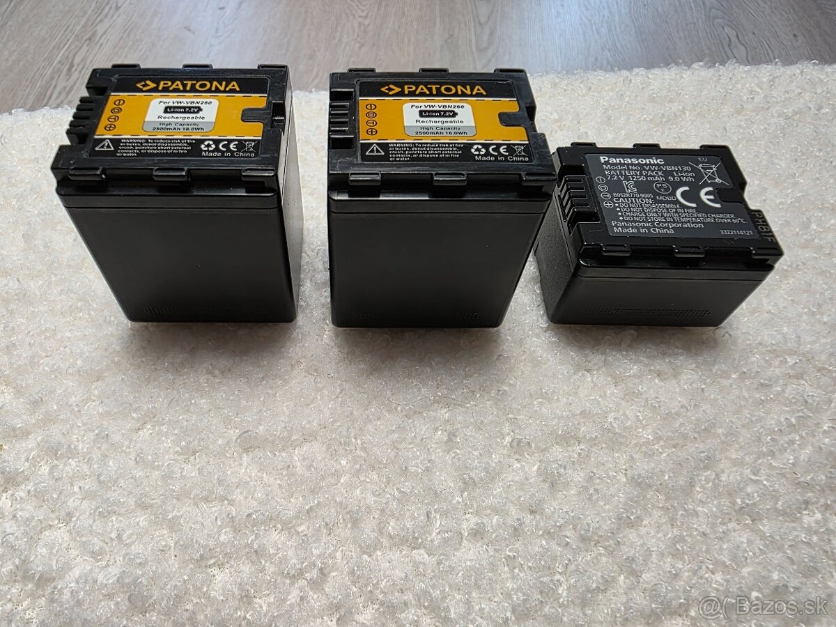 Canon eos 600d + Panasonic hcx 920 - 12