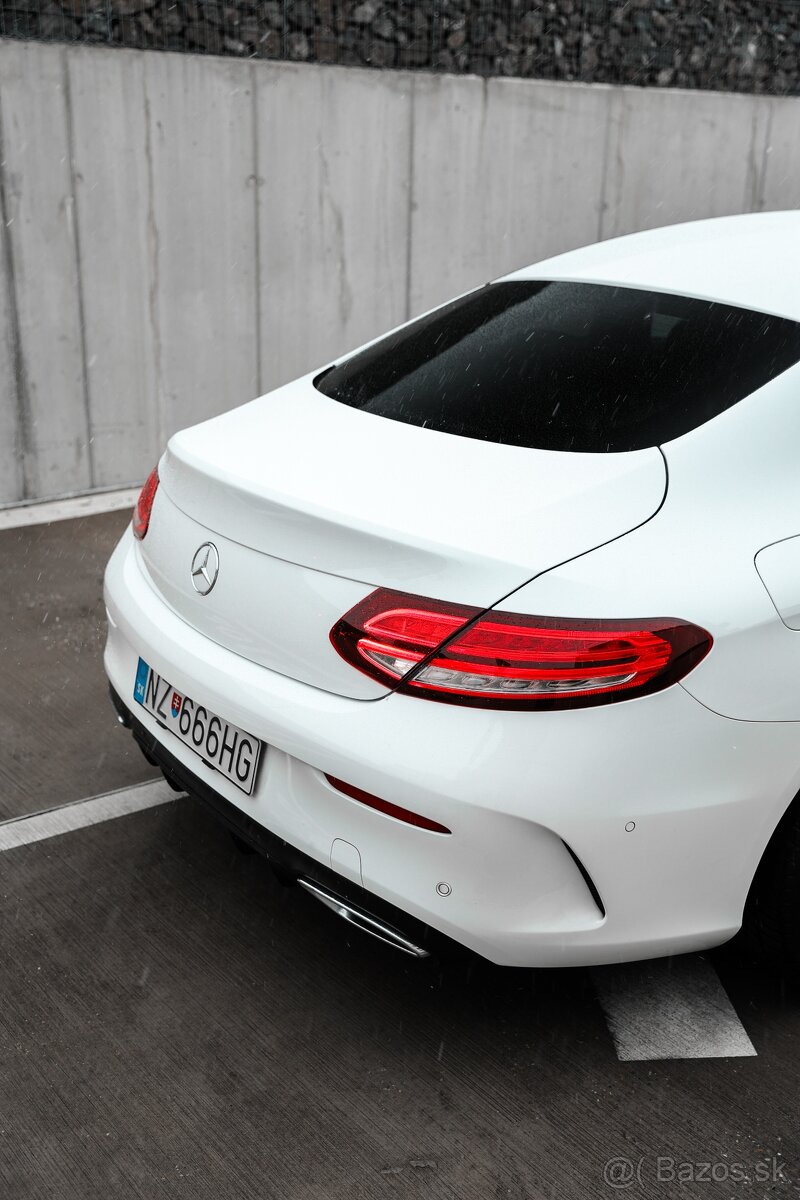 Mercedes C trieda Kupé 220 d 4MATIC A/T - 12