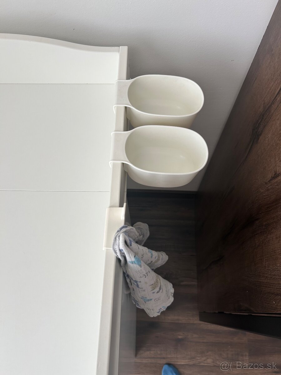 Prebaľovací pult + príslušenstvo - 12