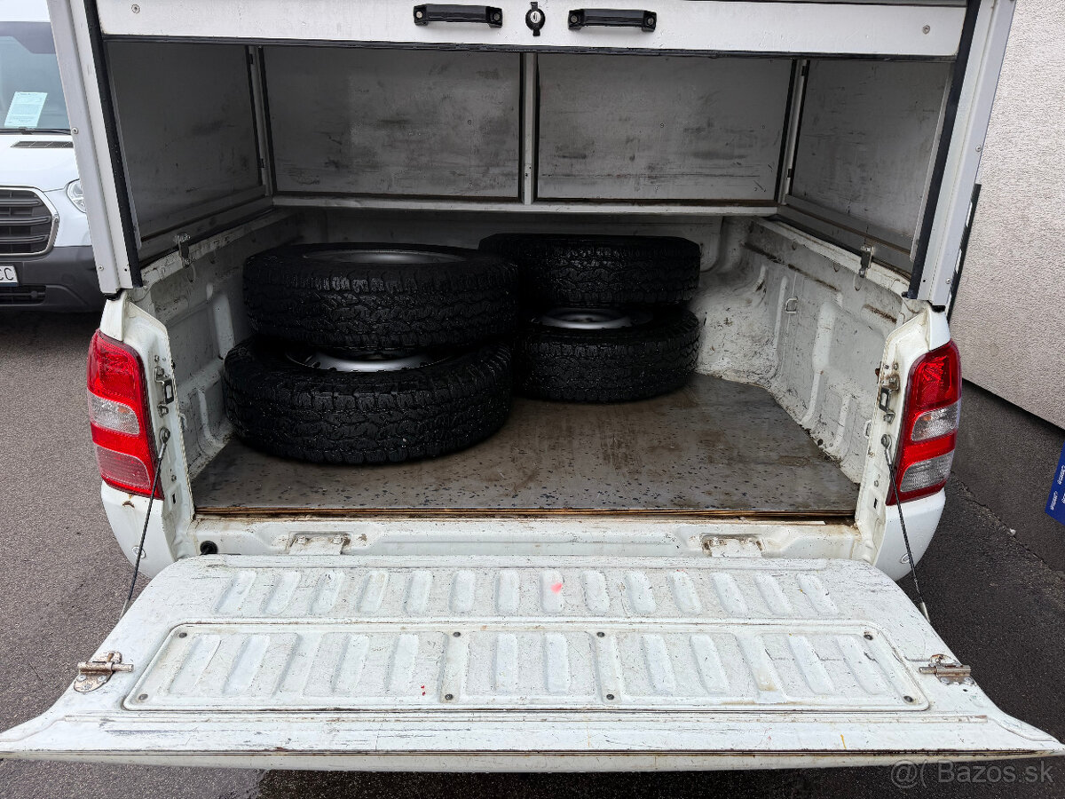 Mitsubishi L 200 L200 2.4 DI-D Double Cab Invite - 12