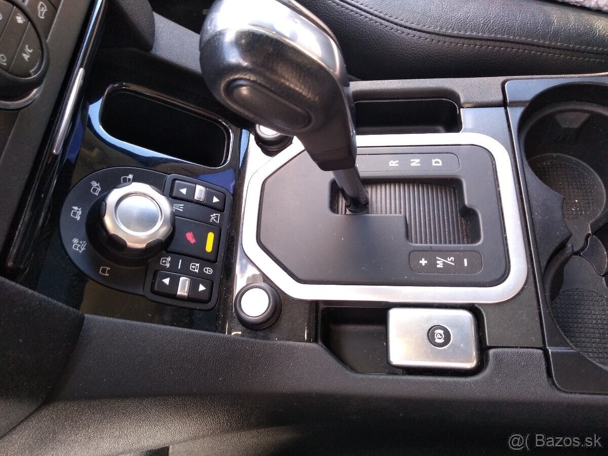 Predám LAND ROVER DISCOVERY 4 krásny stav. - 12