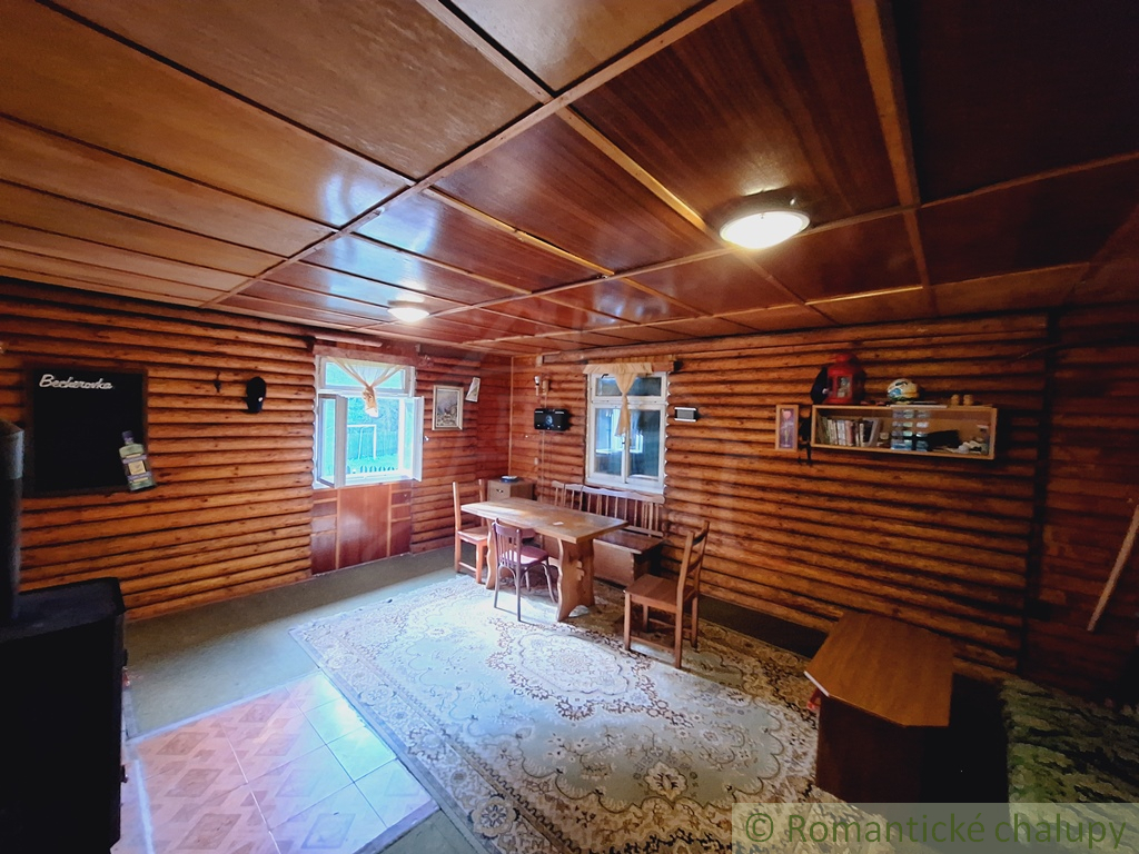 Útulná chata v tichom lesíku pri obci Olešná - 12