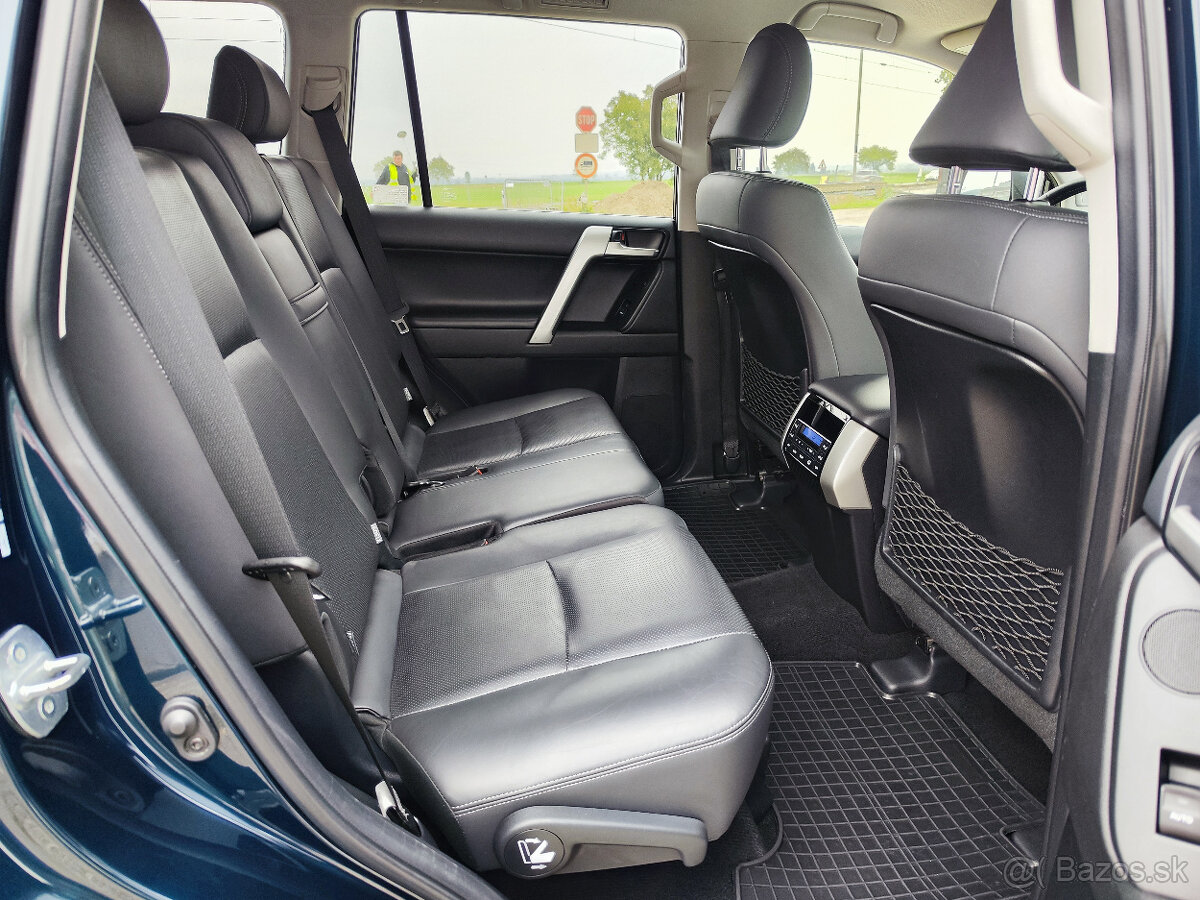 Toyota Land Cruiser 2.8 D-4D Executive A/T - 12