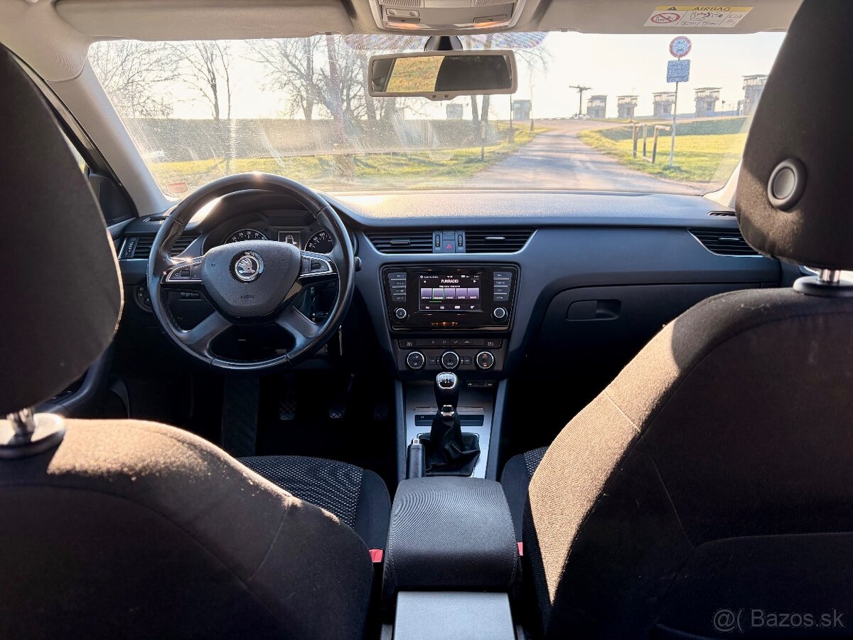 PREDÁM ŠKODU OCTAVIA 3 COMBI 2015 - 12