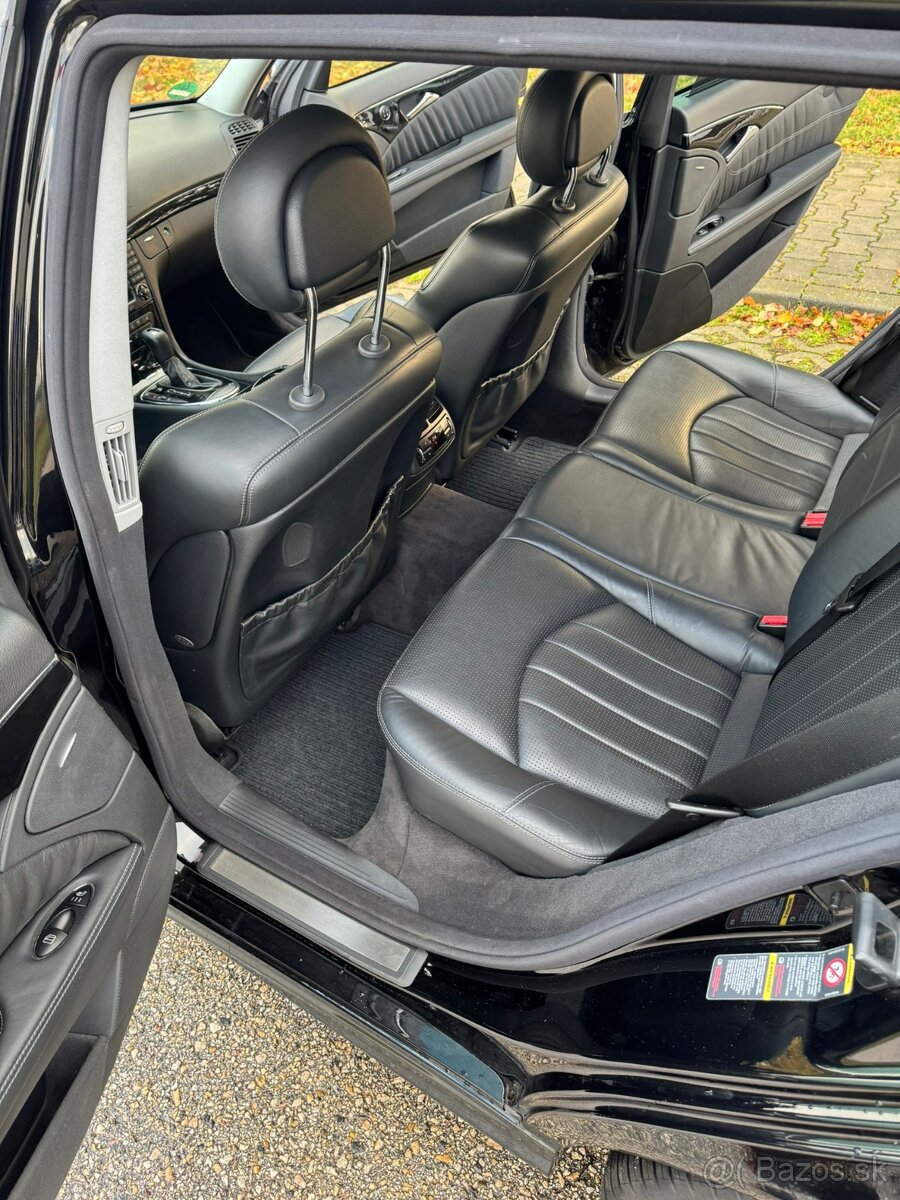 Mercedes Benz E55 AMG w211 - 12