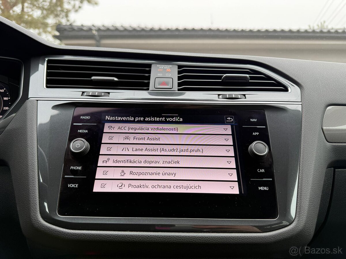 Volkswagen Tiguan Allspace - 12