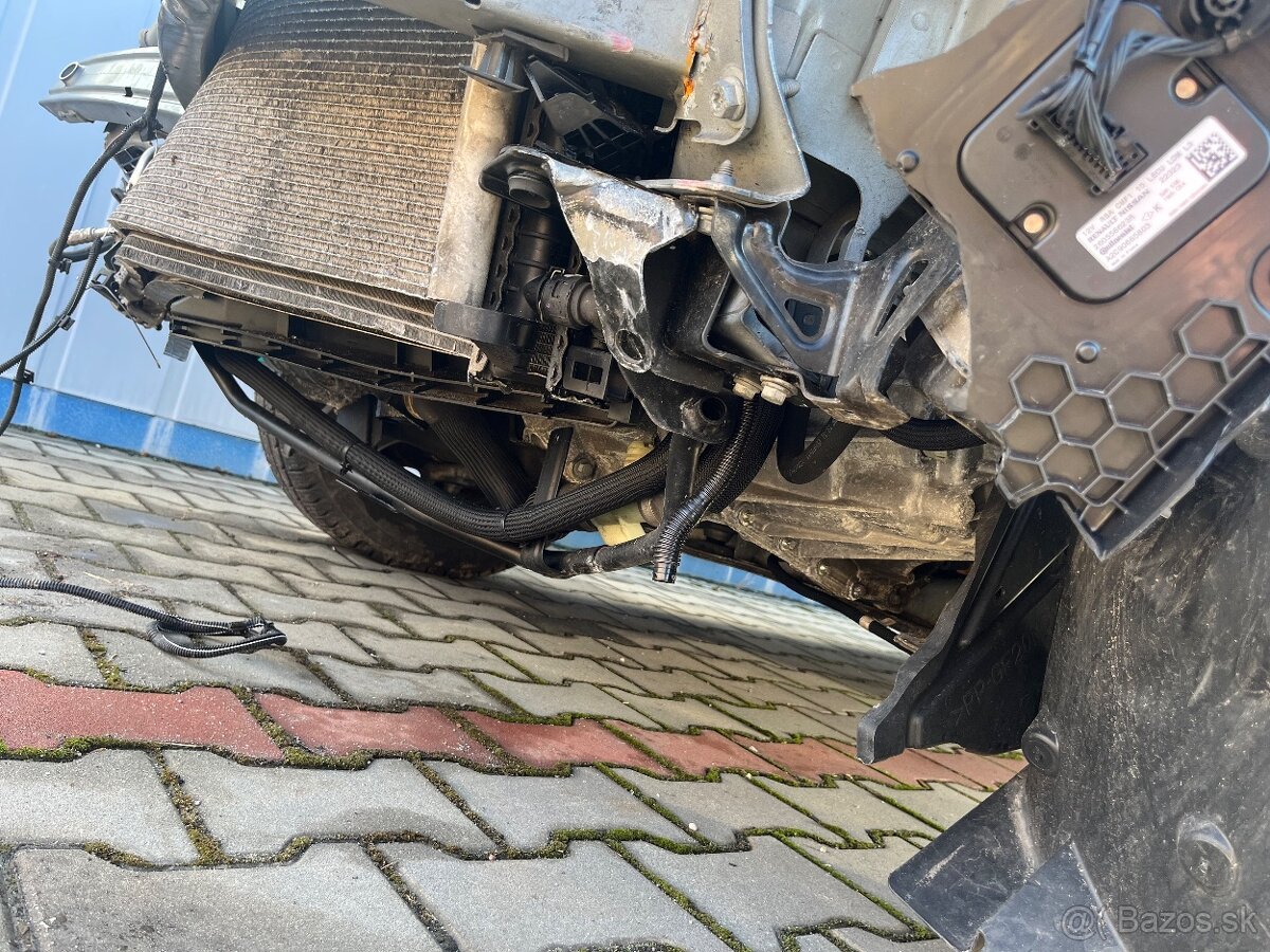 Renault Trafic Bus 110 kW - 12