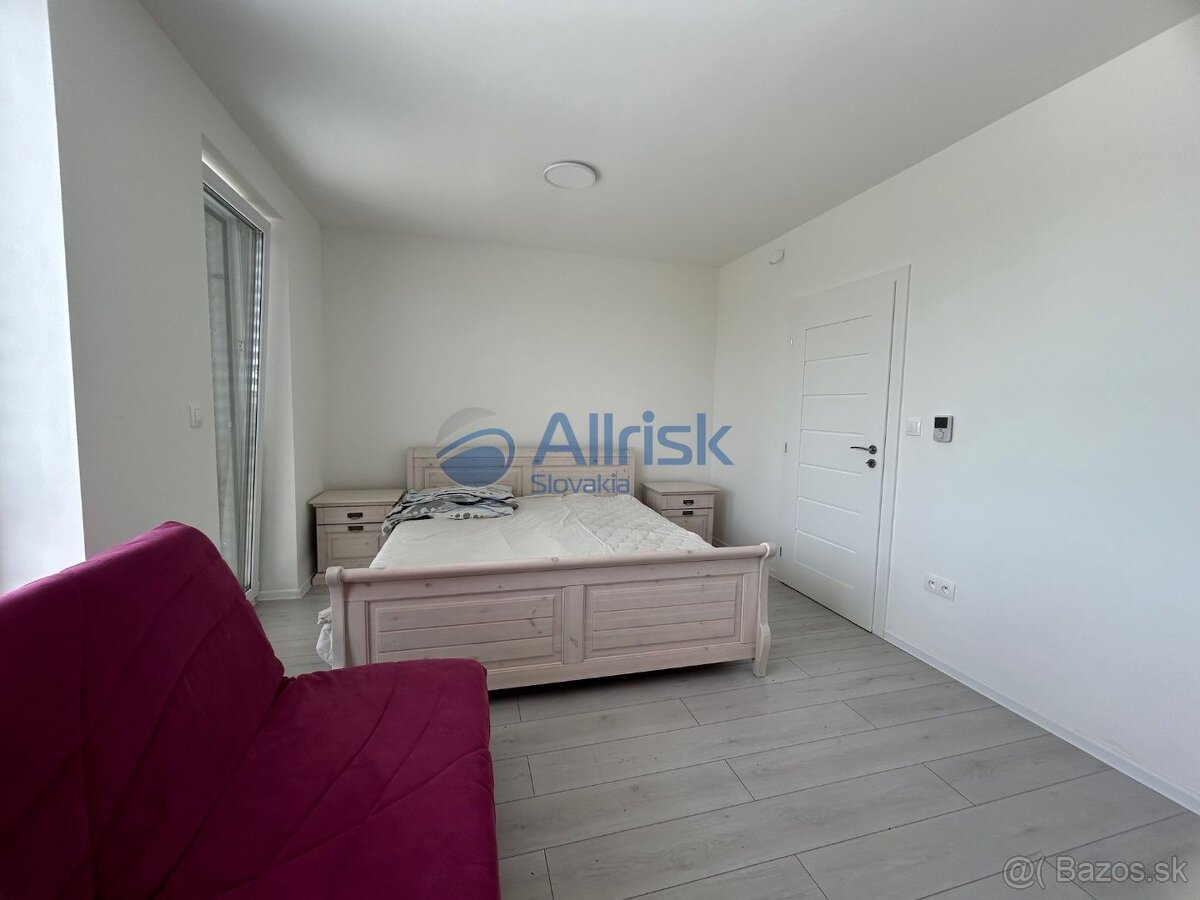 Rodinný dom v dvojdome - novostavba so záhradkou v obci Milo - 12