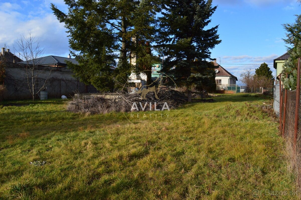 TOP NA PREDAJ: 2 stavebné pozemky 728m2 a 1761m2 (celkom 248 - 12