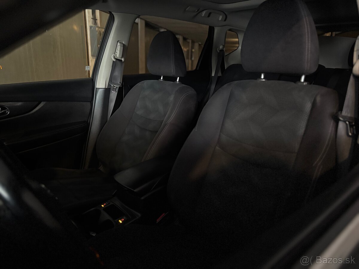 Nissan X-Trail 1,6 dCi - 12