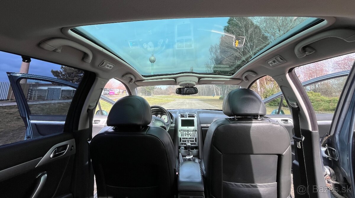 Peugeot 407SW 2,0HDi 100kW M6 - 12