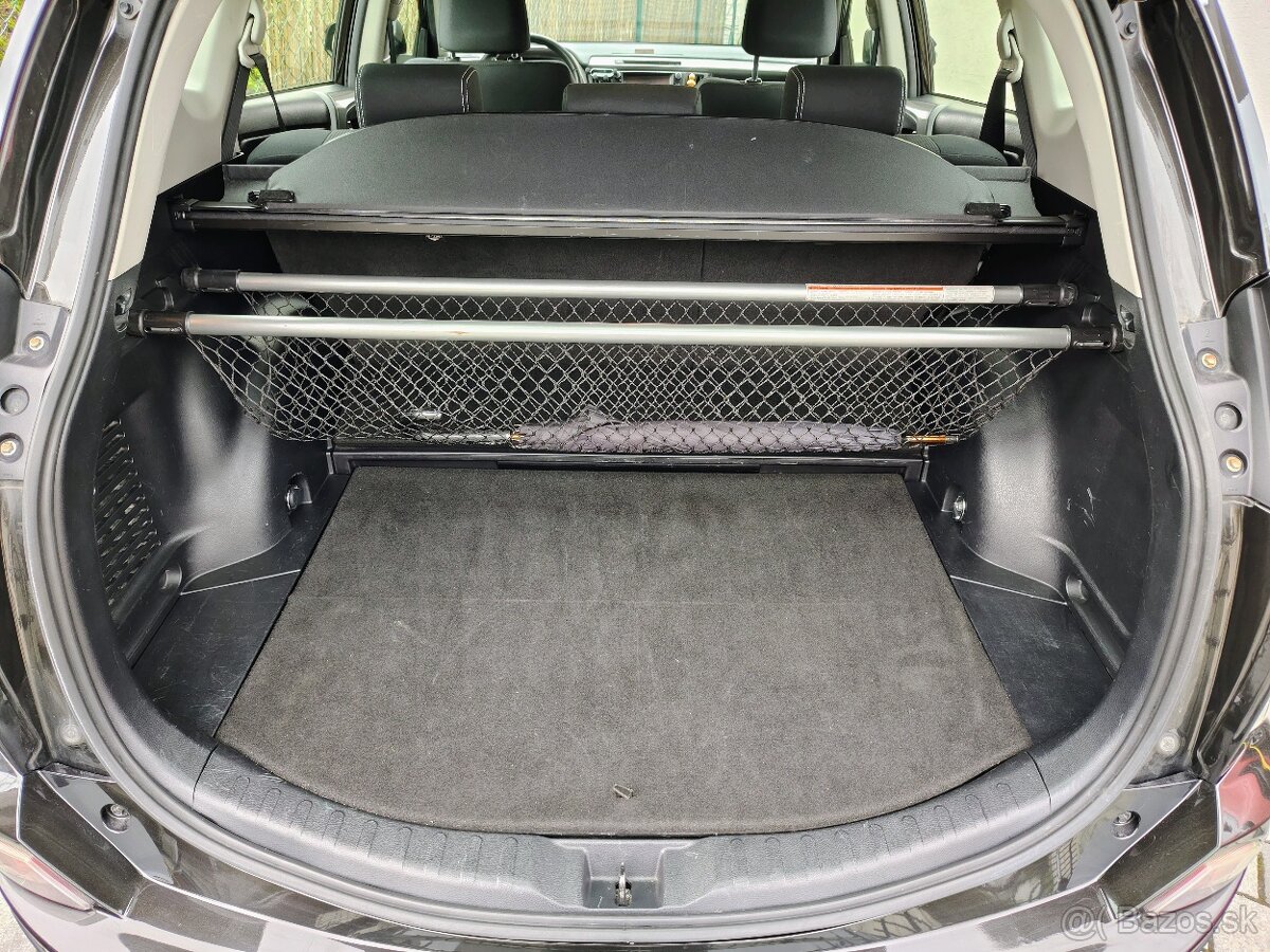 Predám Toyotu RAV4, hybrid - 12