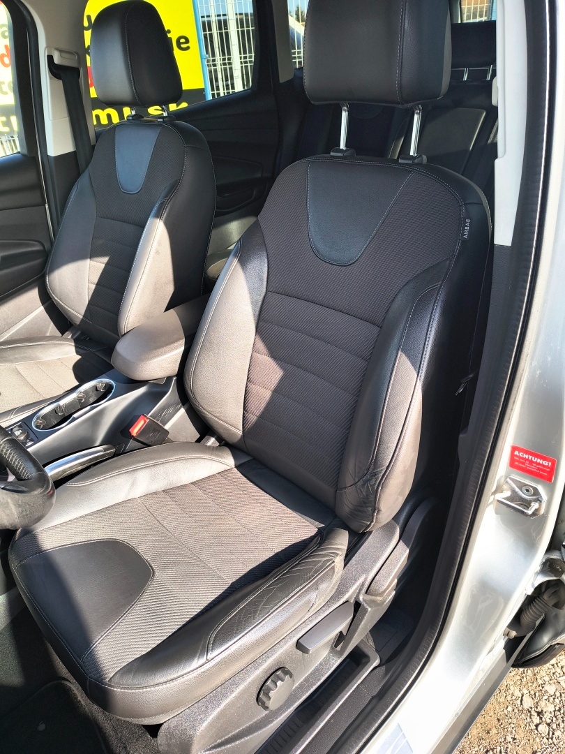 Ford Kuga 1.6 EcoBoost SCTi 182k Titanium AWD A/T - 12