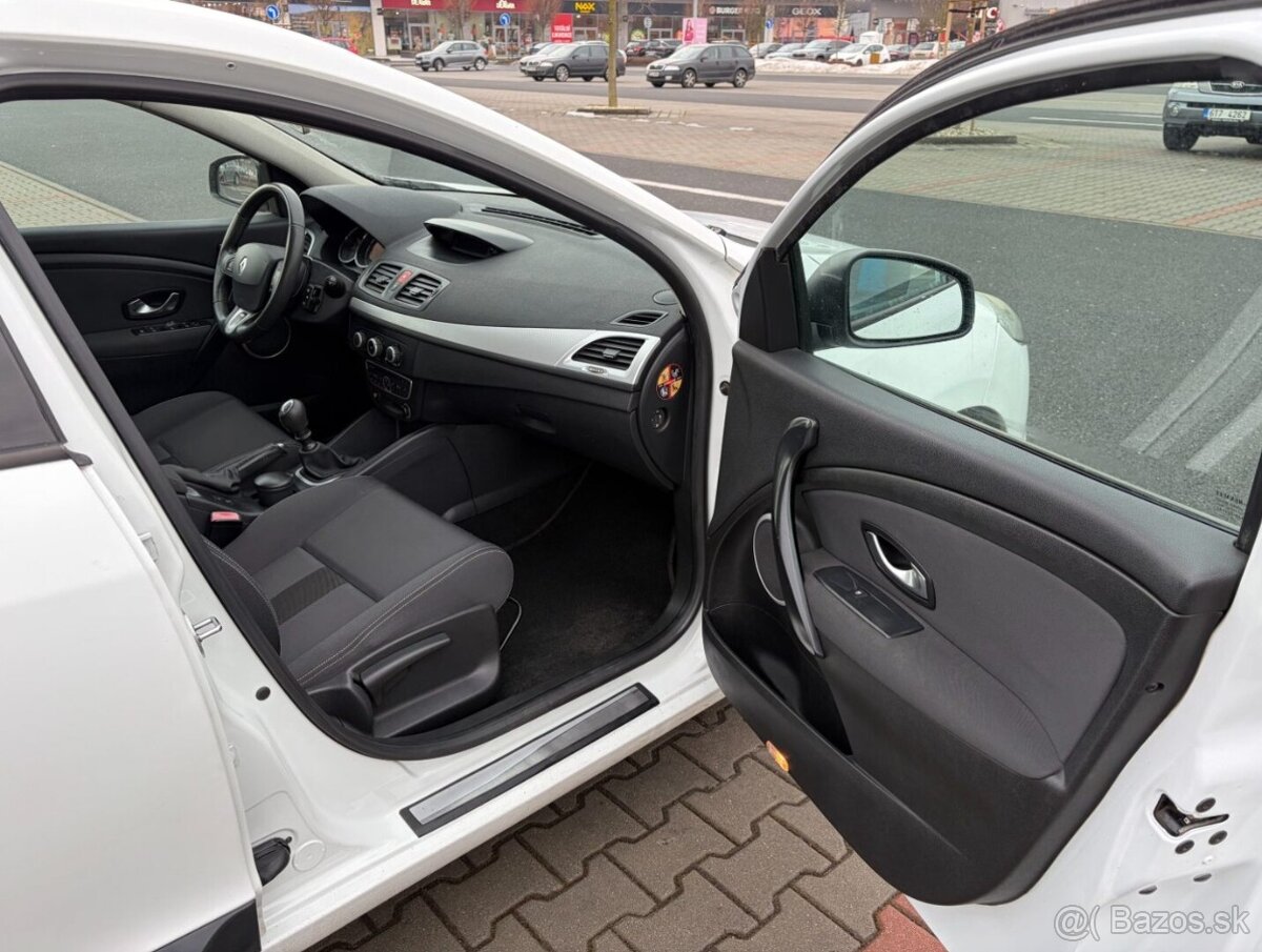 Renault Megane 1.5 DCi naj. 131t - 12