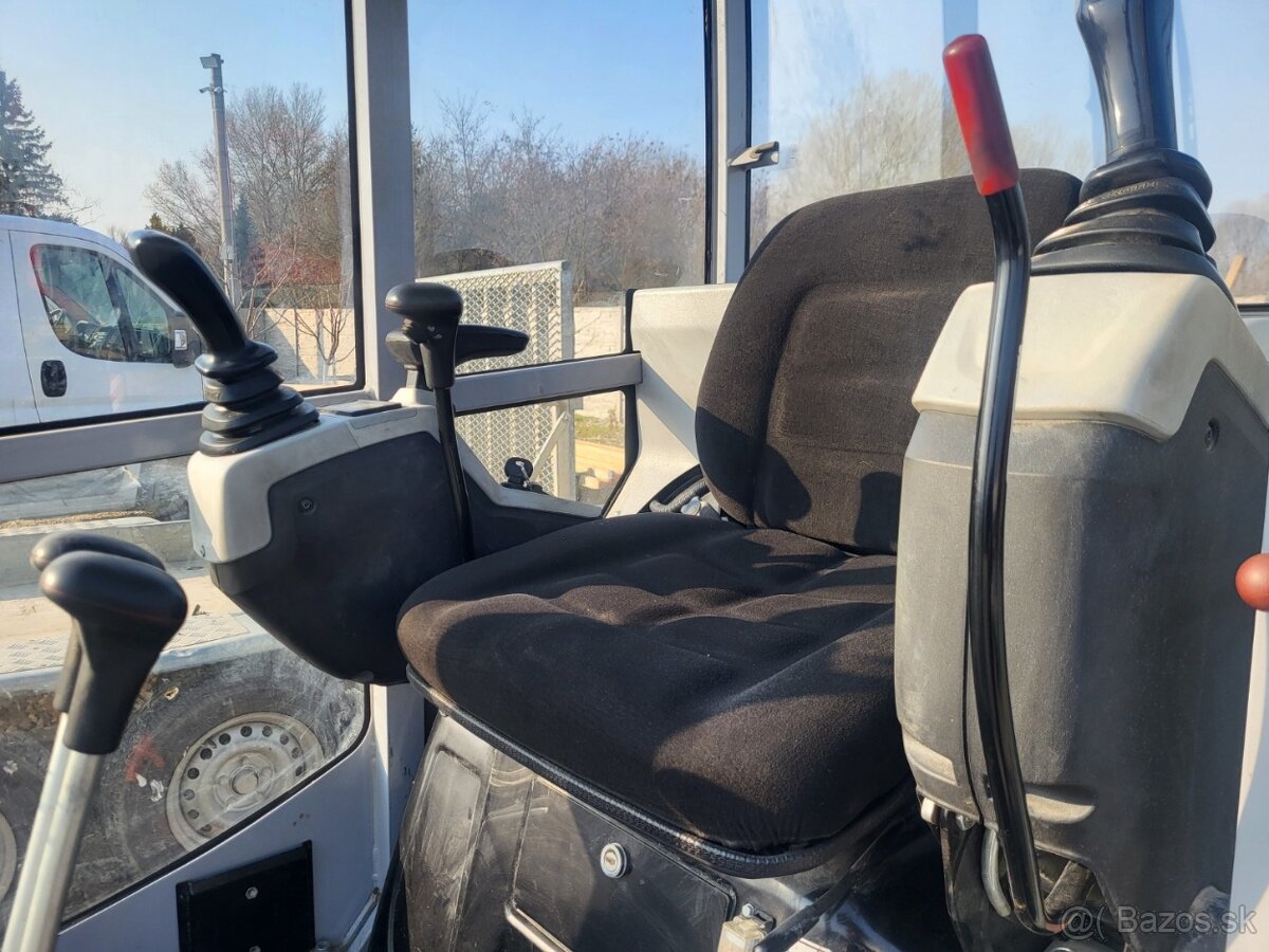 WACKER NEUSON ET 16 + AUTOCAR BR2 - 12