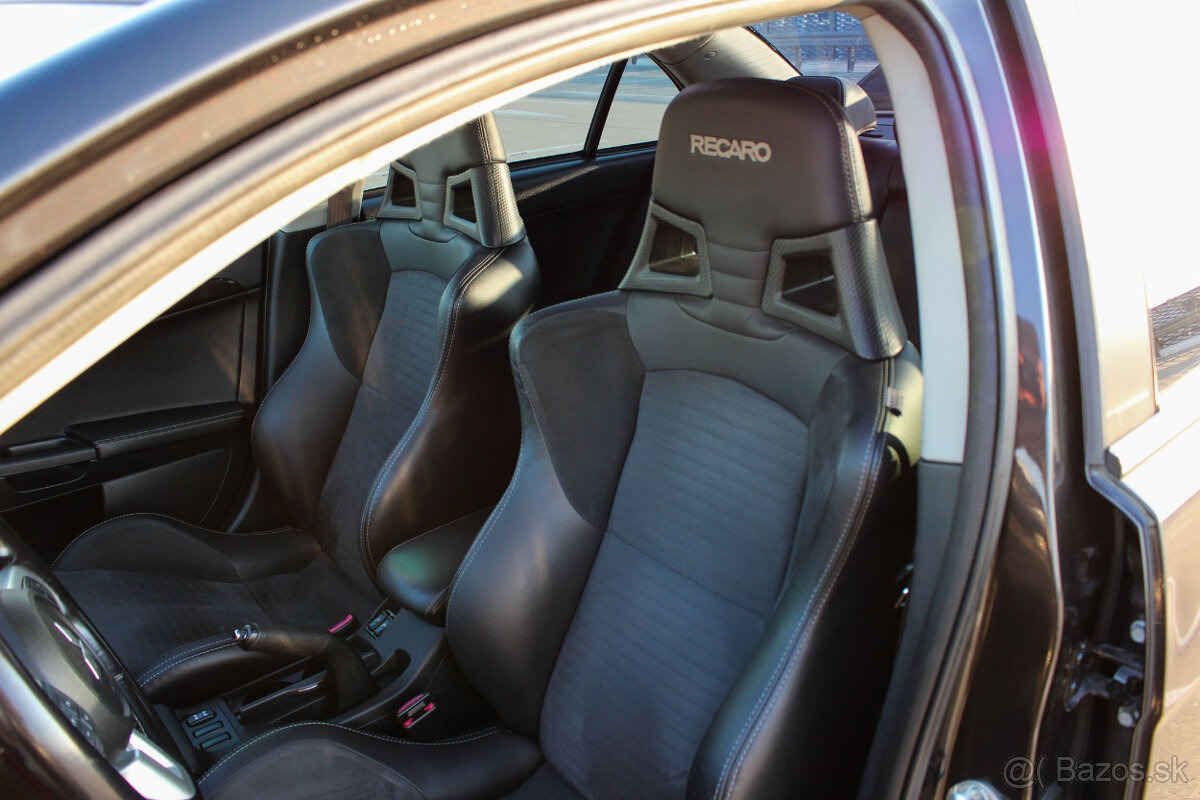 Mitsubishi Lancer EVO X 2.0 MIVEC Turbo 4WD TC-SST 4WD MR - 12