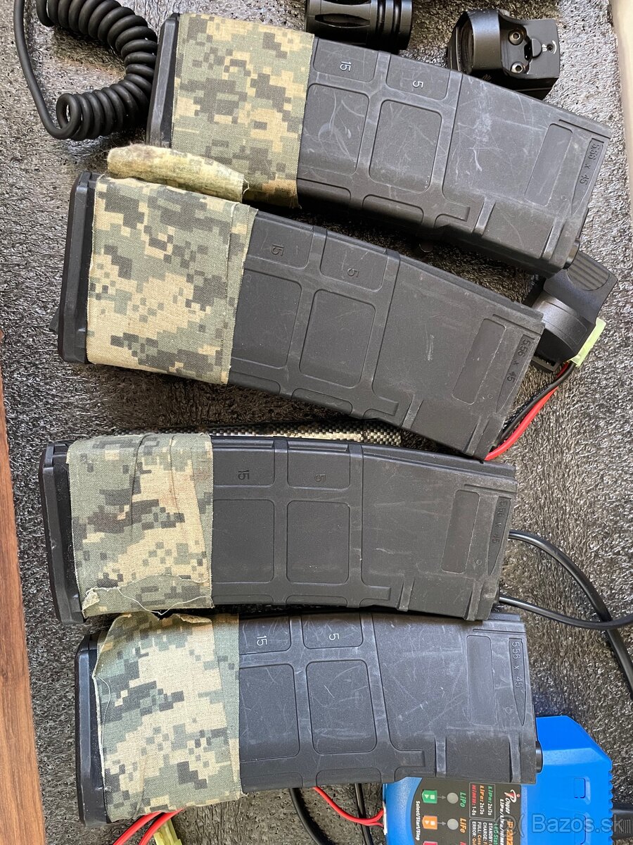 Airsoft M4 MK18 - 12