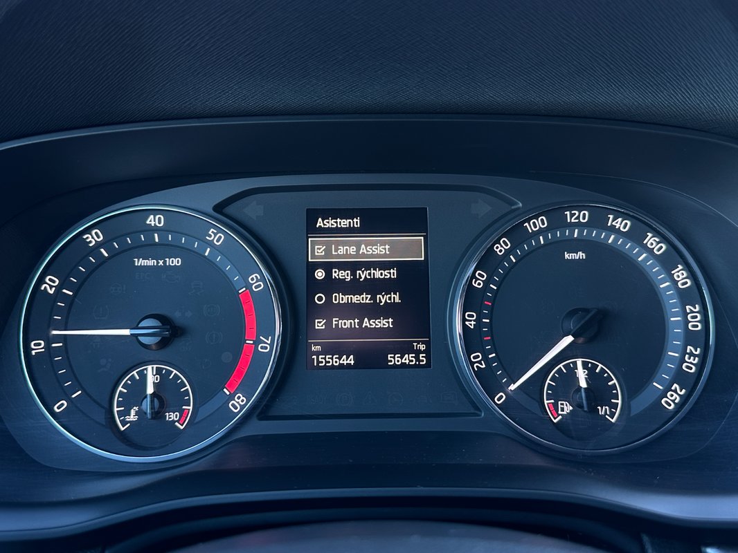 Škoda Octavia 1.5 TSi - 12