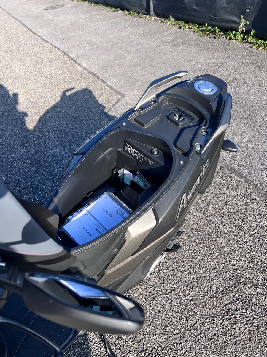 SUZUKI AVENIS 125 - 12