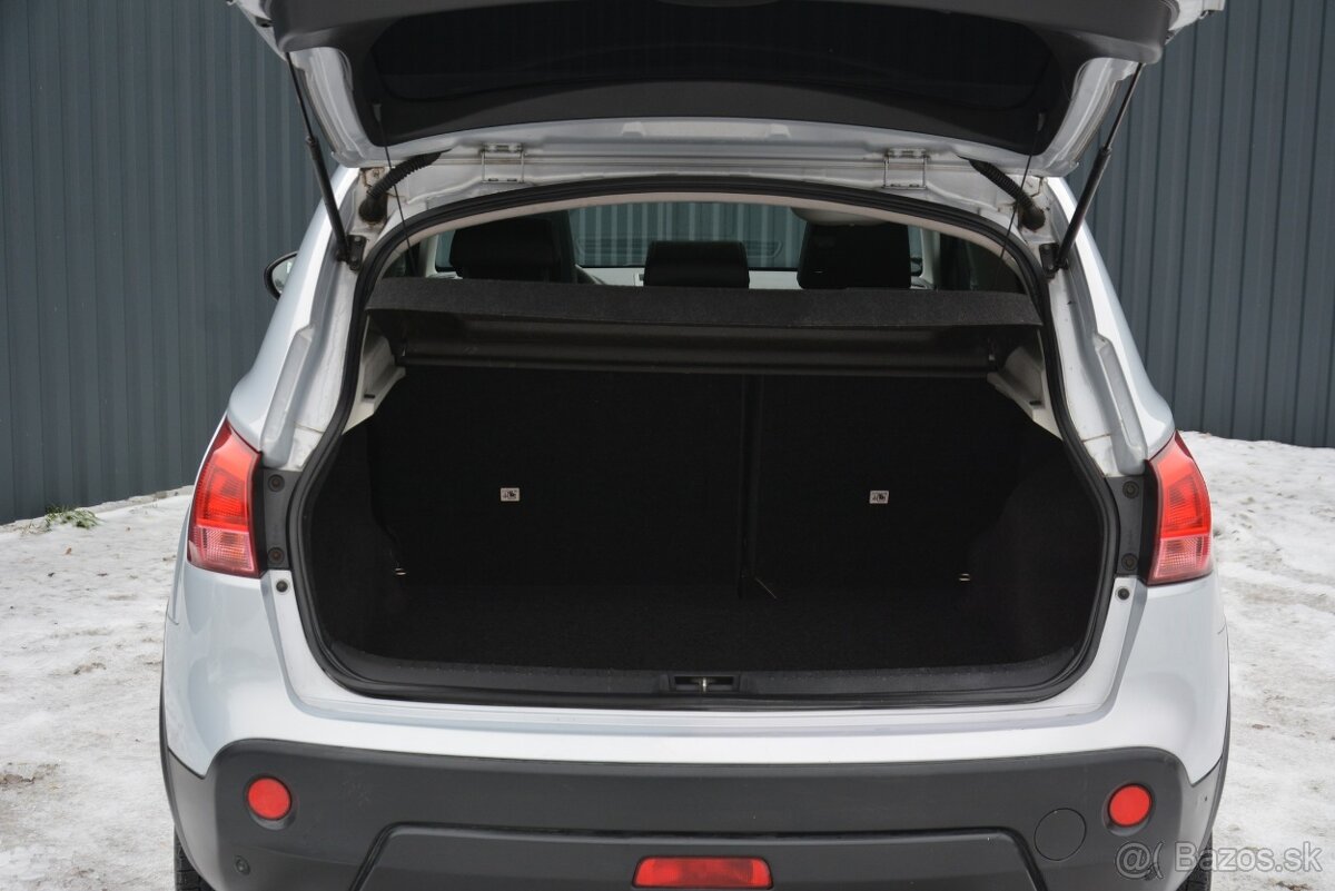 Nissan Qashqai 1.60 Benzín - 12