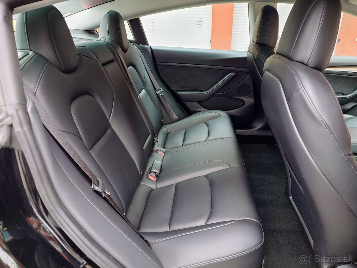 Tesla Model 3 2021 Performance 377 kW - 12