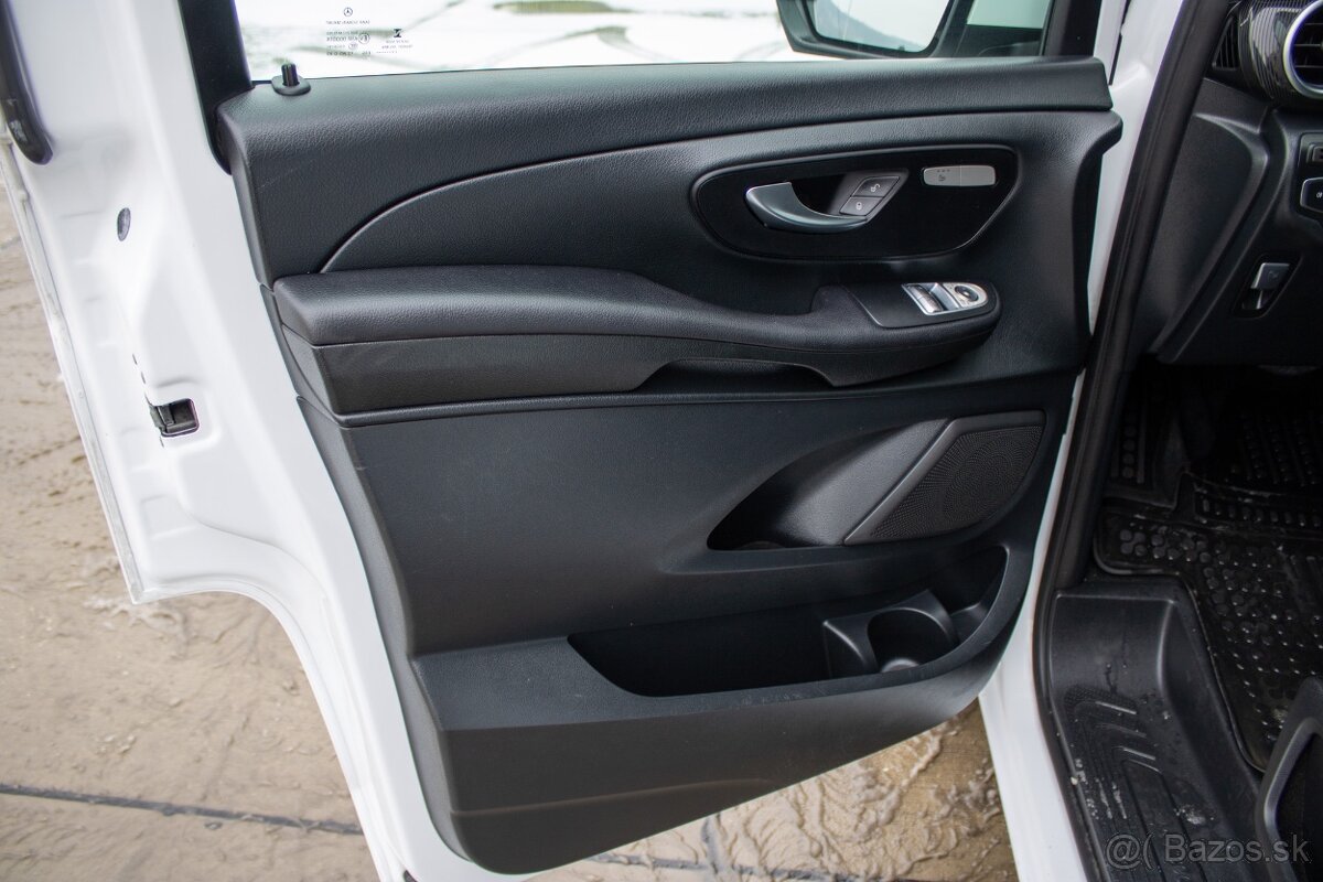 Mercedes-Benz V trieda V200 d - 12