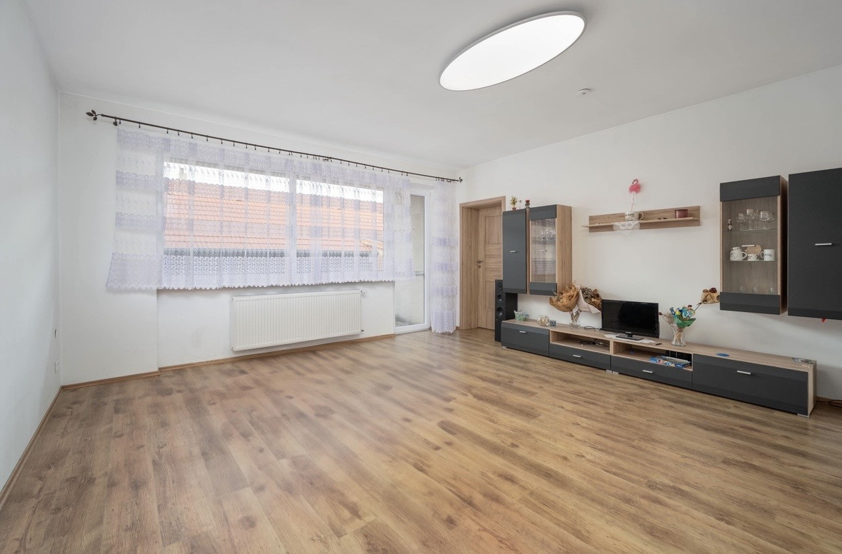 PREDAJ RD v Jelke s možnosťou dvojgeneračného bývania - 12