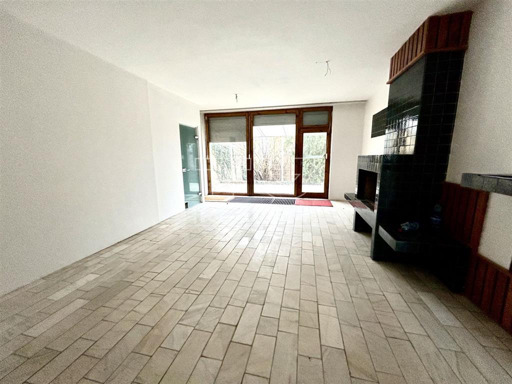 PRESTÍŽNE RODINNÉ BÝVANIE V JEDNEJ Z NAJŽIADANEJŠÍCH... - 12