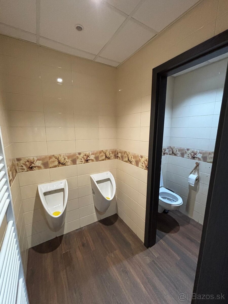 Odstúpenie novej prevádzky v centre mesta Poprad - 12