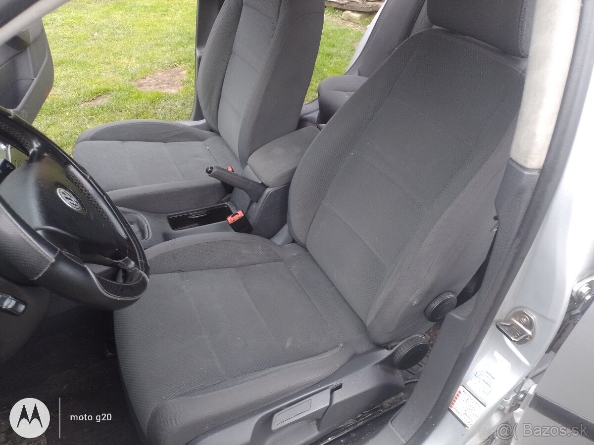 Rozpredám golf 5 - 12