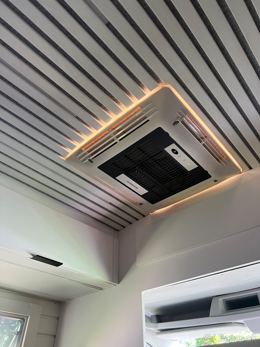 Ford Transit - obytný automobil (campervan) - 12