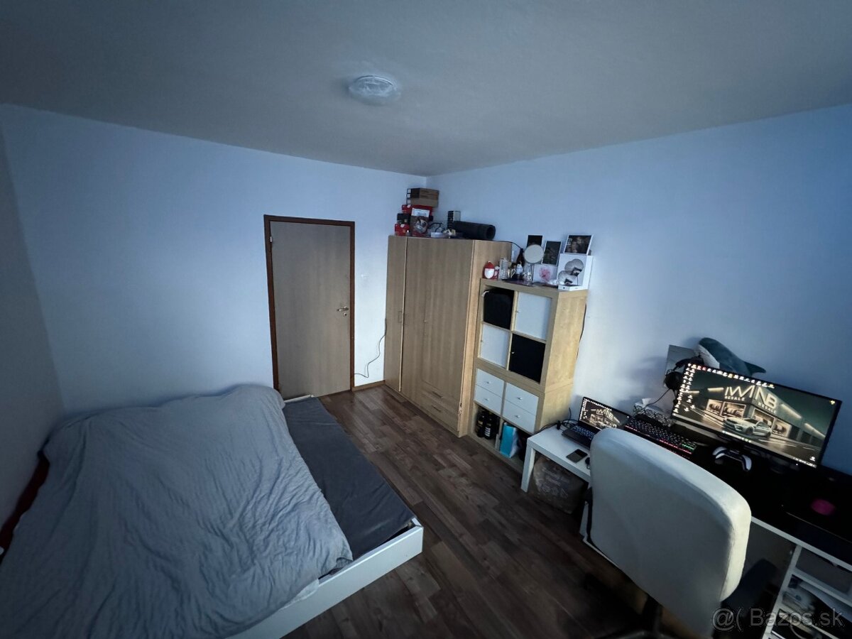 mozna vymena za mensi - 12