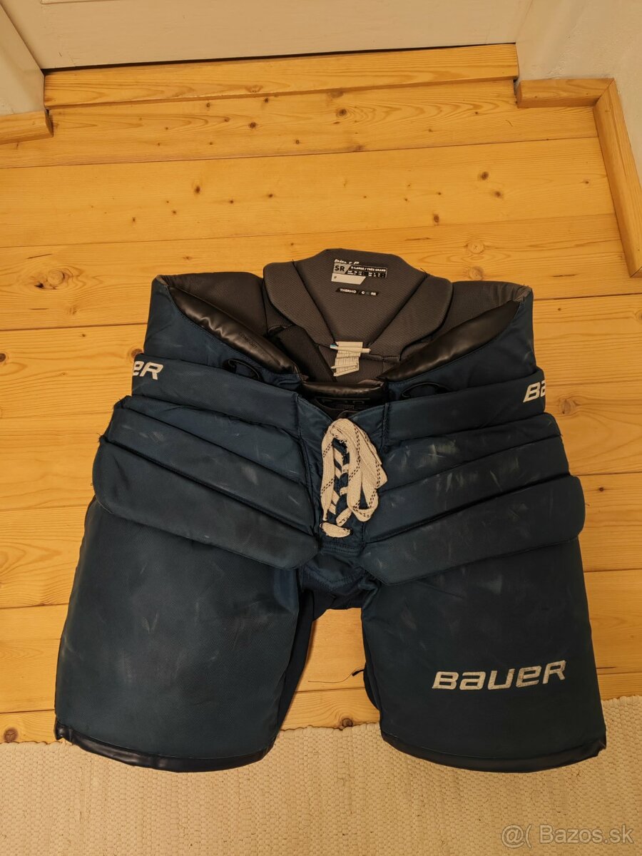 Brankárska výstroj - 12