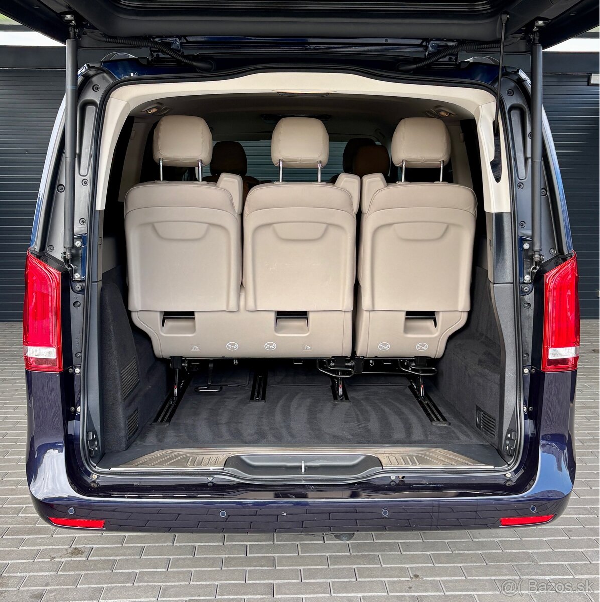 MERCEDES - BENZ V 300 4MATIC - 12