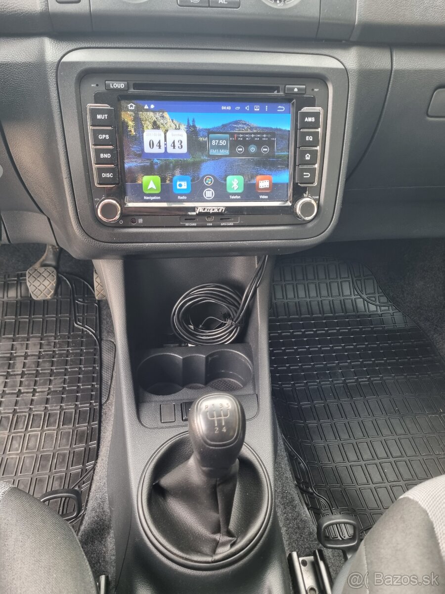 Škoda Fabia 1.2 - 12