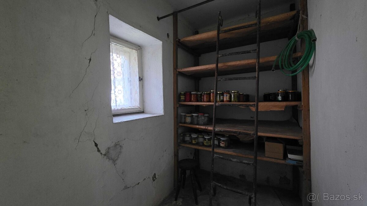 Predaj rodinný dom Handlová, pozemok 1544 m2 - 12