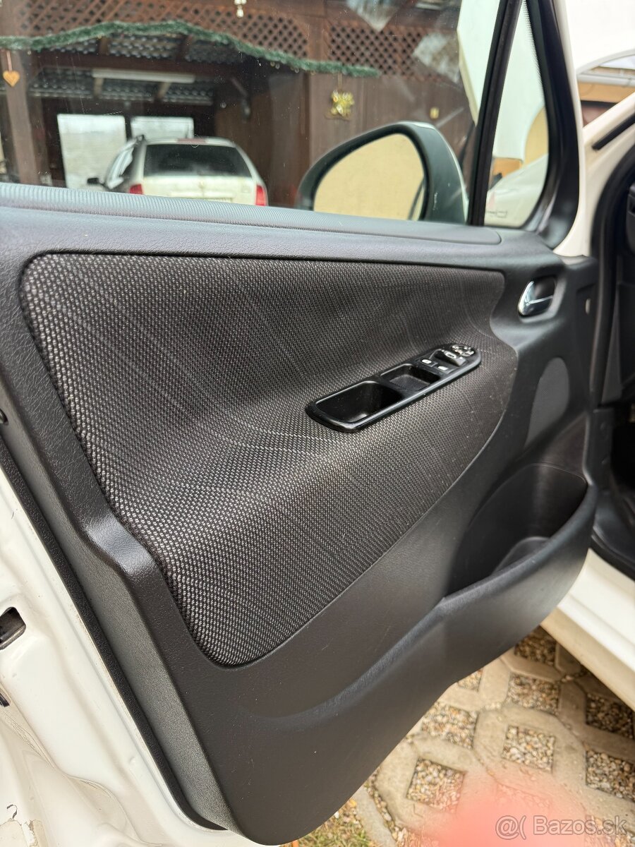 Peugeot 207, 1.6. HDI 2007 - 12