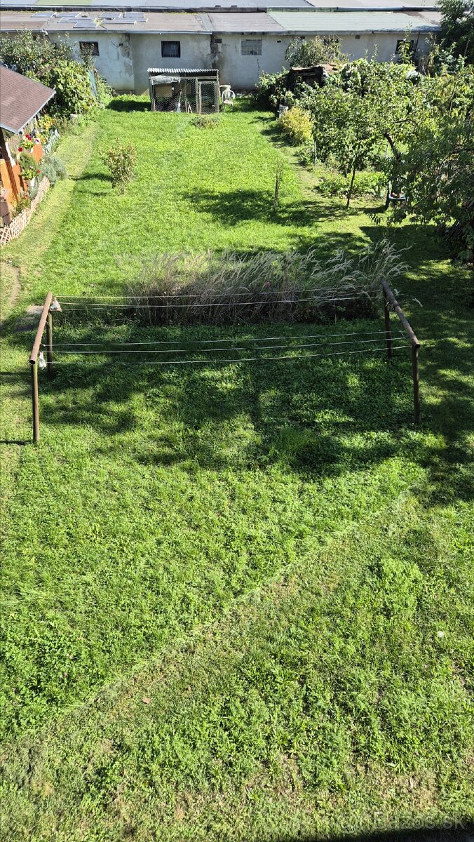 Na predaj 2 izbový byt v Ladcoch - 12